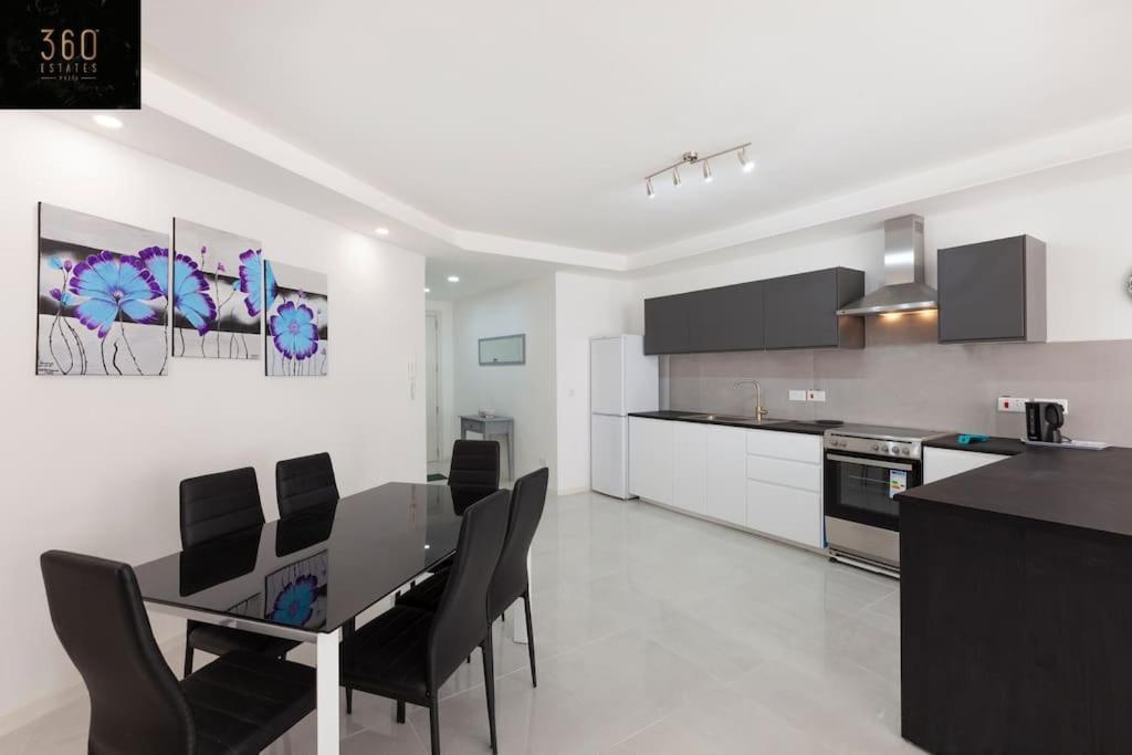 Spacious 2Br Apt In Qawra - Perfect For Families By 360 Estates Сент-Полс-Бей Экстерьер фото